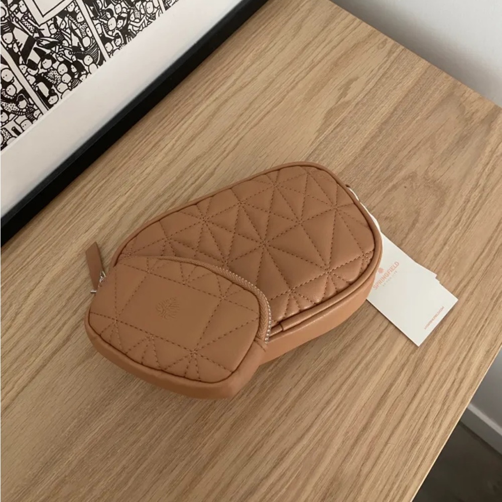 Nude quilted bag